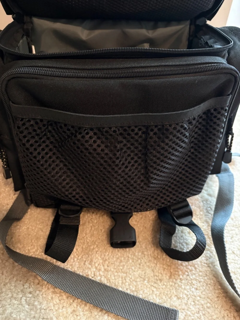 Tamrac adventure camera